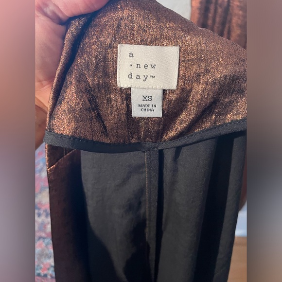 Women’s copper party suit. XS. EUC. Blazer & pants. - Picture 10 of 10